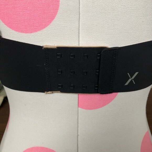 Knix Evolution Reversible Wire-Free Unpadded Bra 360 Support Black + Beige NWOT - Picture 8 of 14